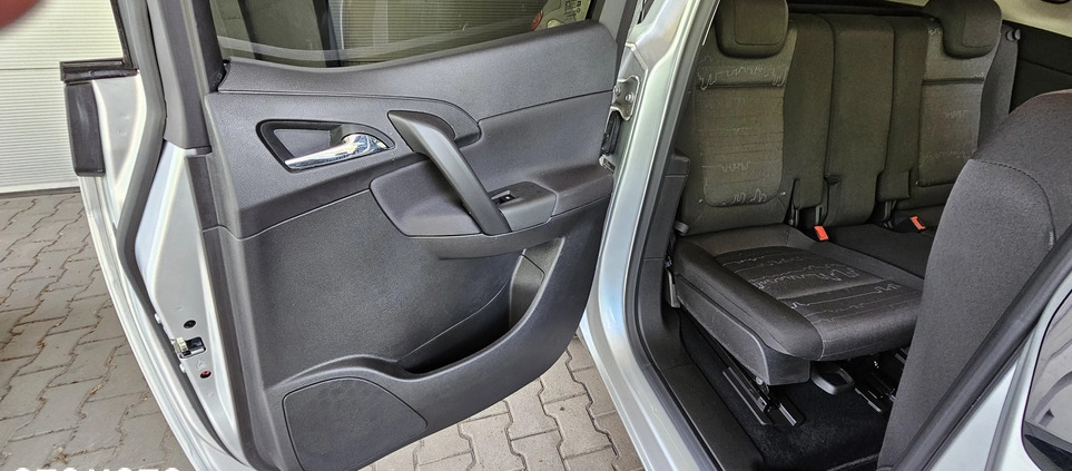 Opel Meriva cena 35500 przebieg: 96700, rok produkcji 2016 z Łódź małe 466
